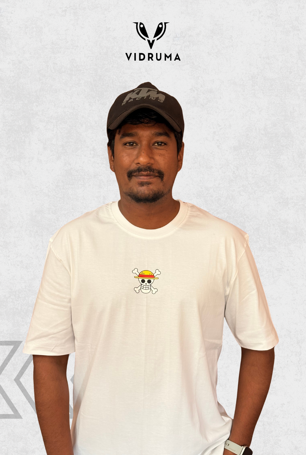 One Piece Luffy Oversized T-Shirt – 220 GSM